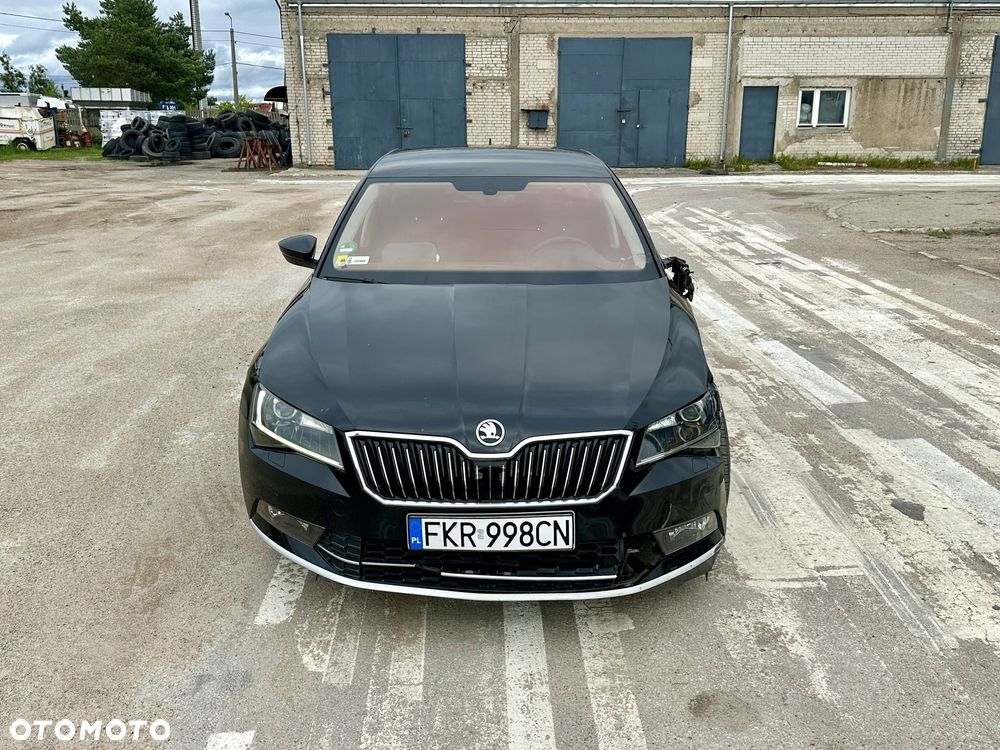 Skoda Superb 2.0 TDI Style - 9