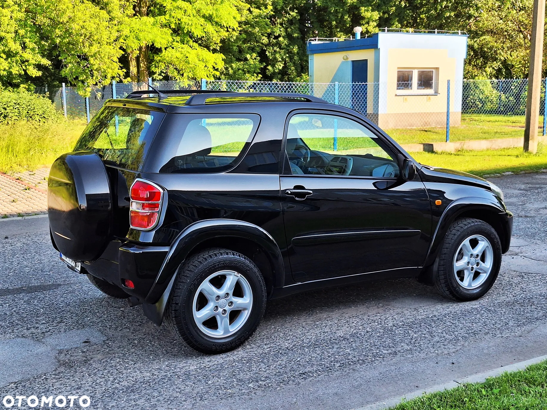 Toyota RAV4 - 4