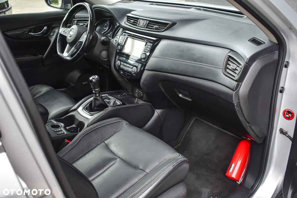 Nissan X-Trail 1.6 DIG-T Tekna 2WD - 6