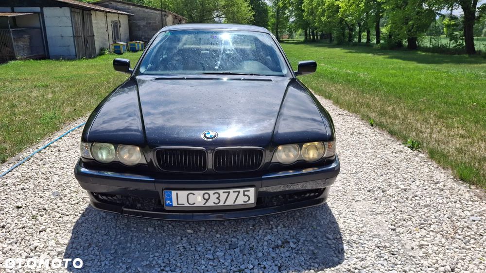 BMW Seria 7 740d - 3