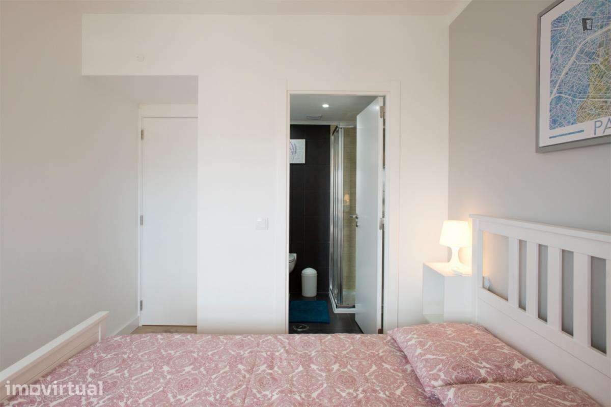 Quarto - localizado em Chelas Lisbon - Grande imagem: 2/10