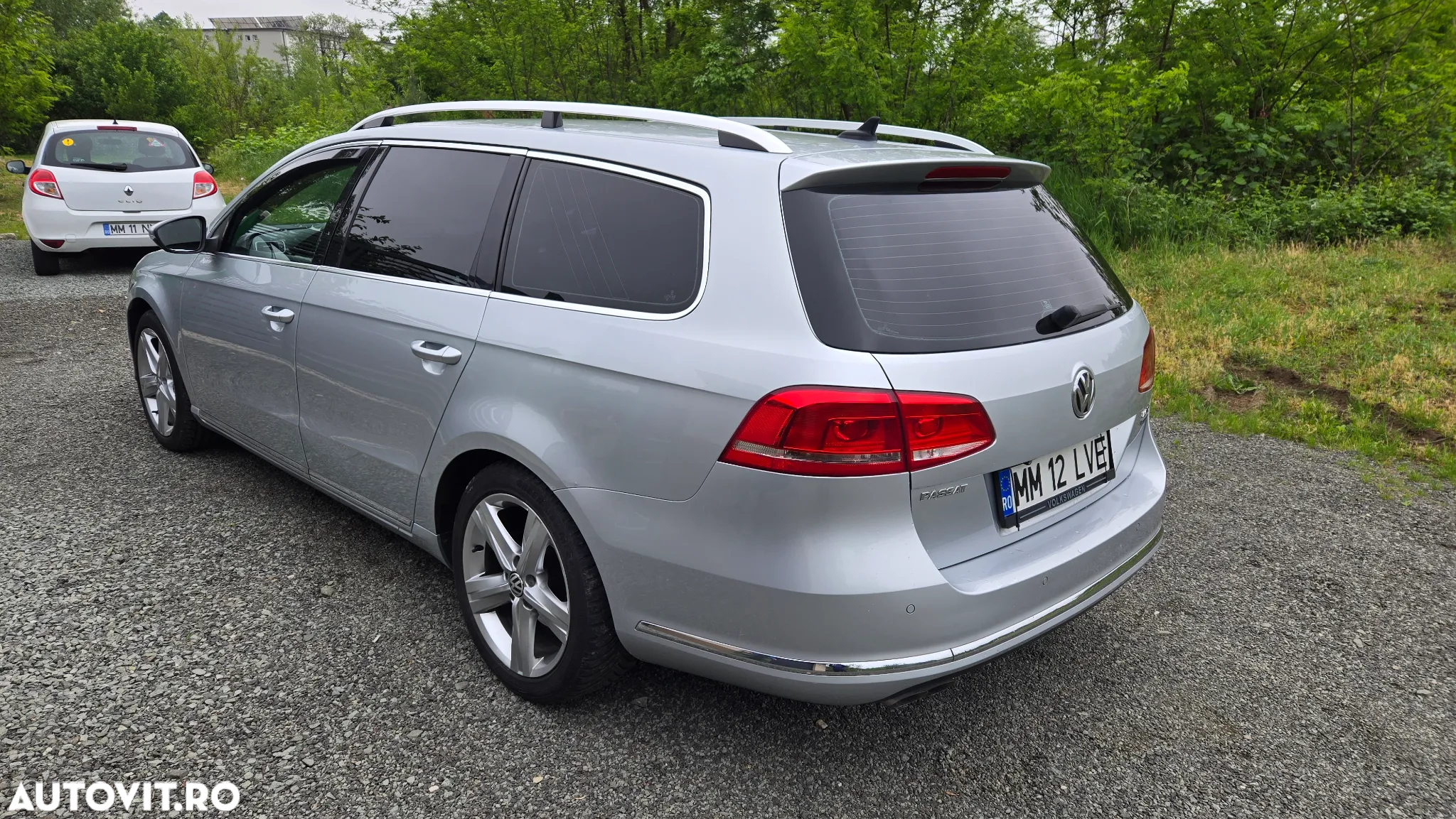 Volkswagen Passat Variant 2.0 Blue TDI SCR Highline - 3