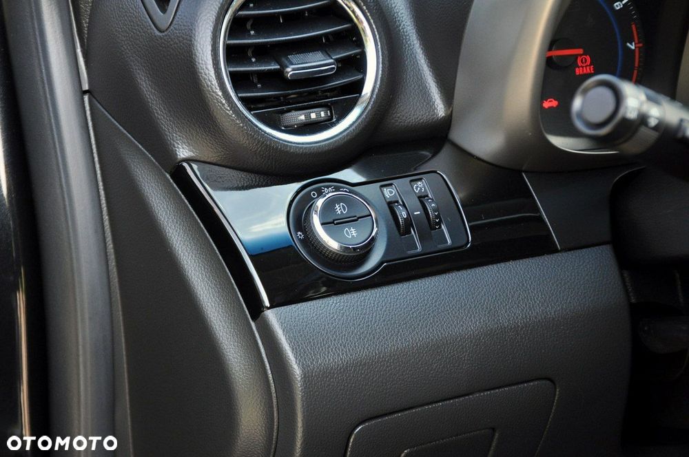 Chevrolet Orlando - 36