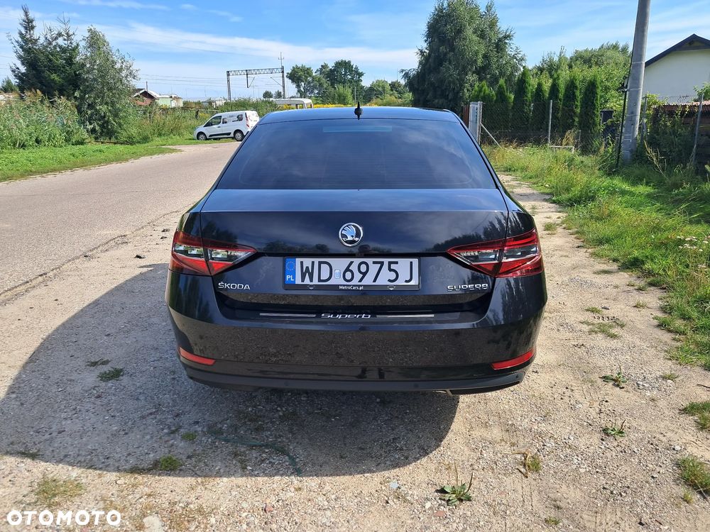 Skoda Superb 1.8 TSI Ambition DSG - 31