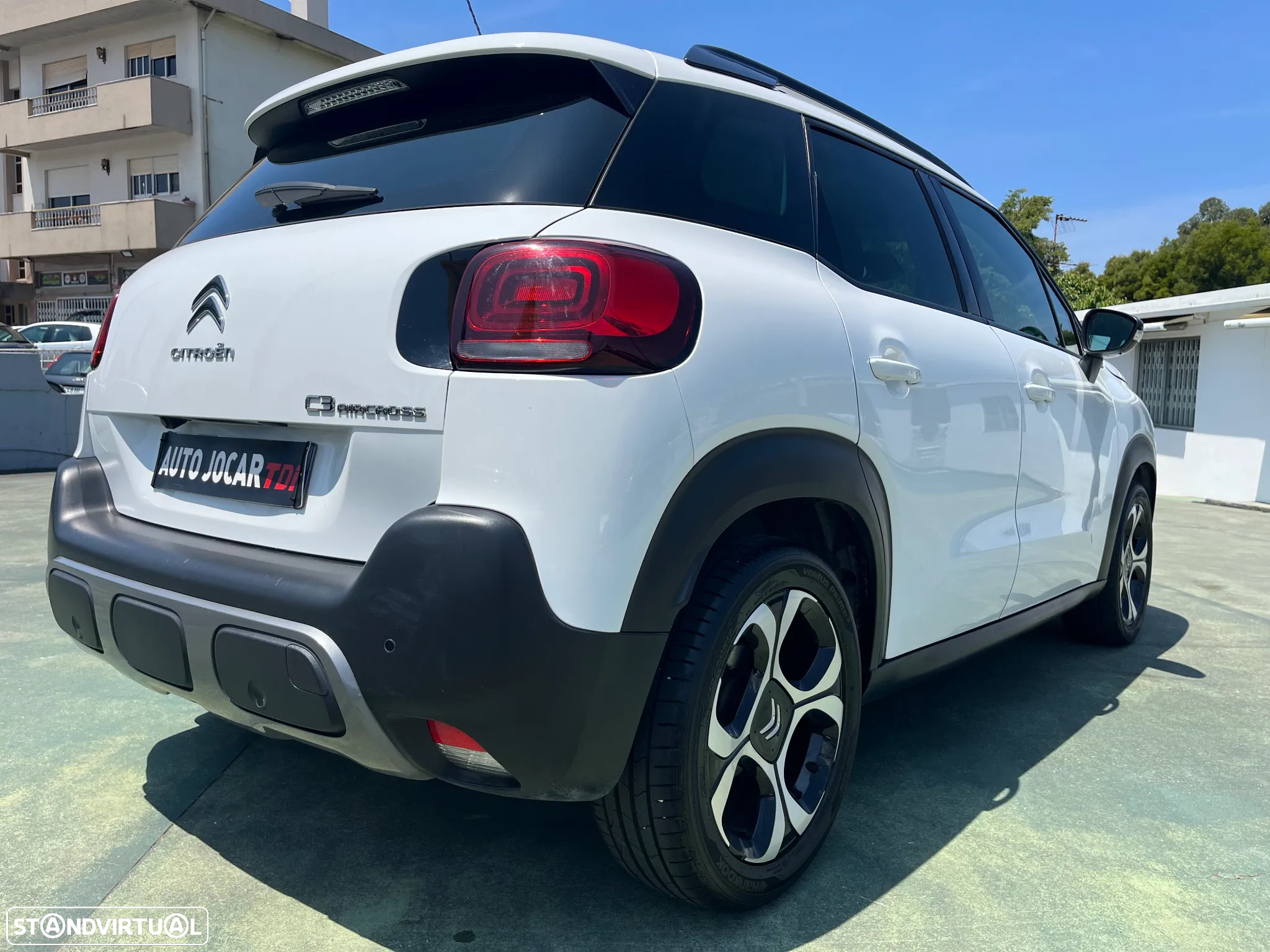 Citroën C3 Aircross 1.2 PureTech Shine EAT6 - 7