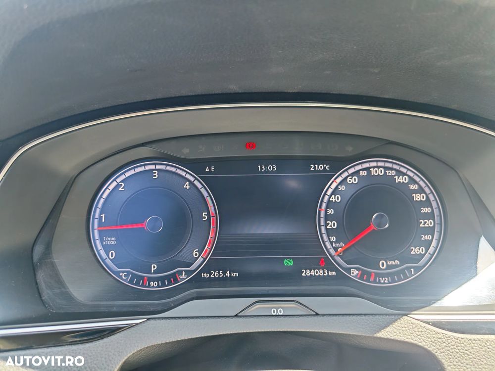 Volkswagen Passat 2.0 TDI DSG Highline - 10