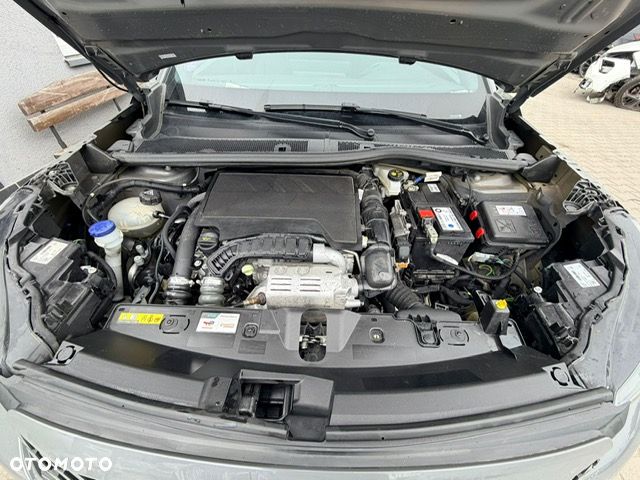 Peugeot 2008 PureTech 130 EAT8 Allure Pack - 23