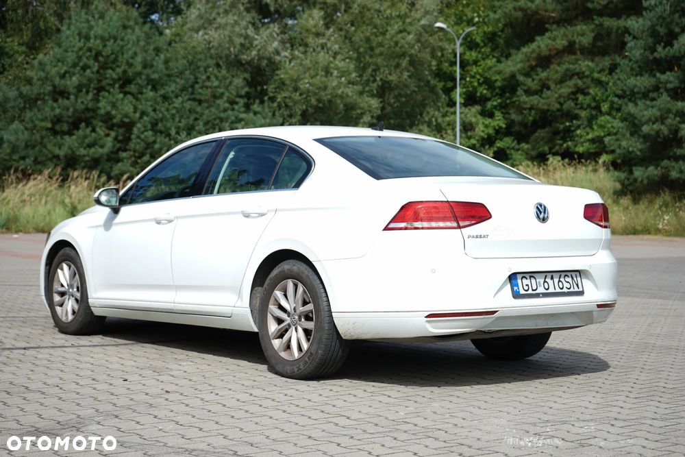 Volkswagen Passat 2018 photo 4