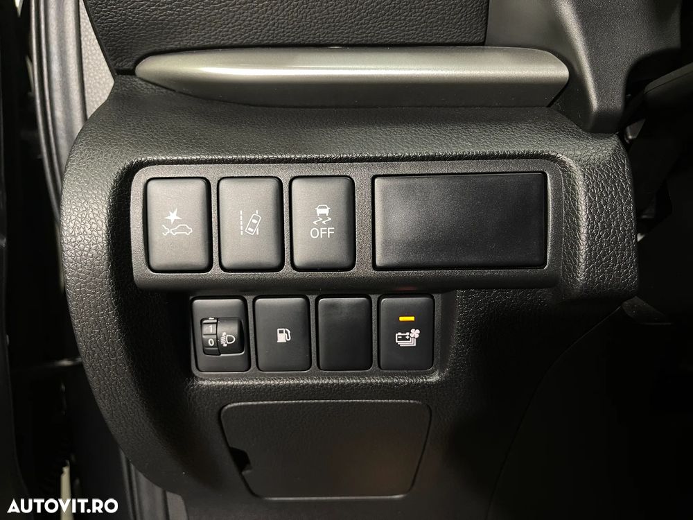 Mitsubishi Eclipse-Cross 4WD Select - 21
