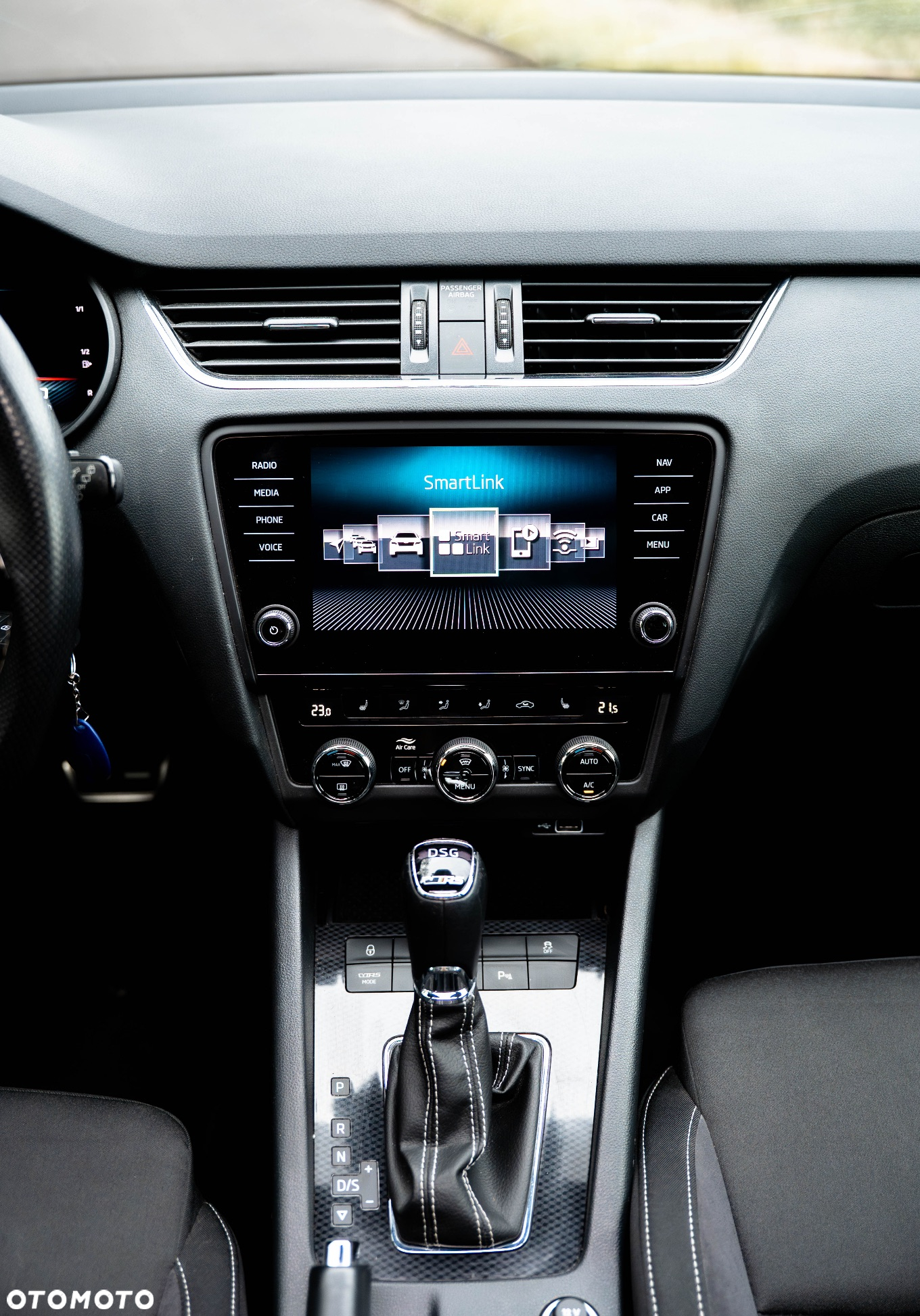 Skoda Octavia 2.0 TDI DSG RS - 20