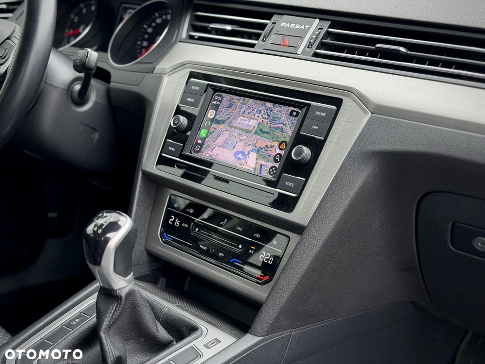 Volkswagen Passat 1.5 TSI EVO Business - 37