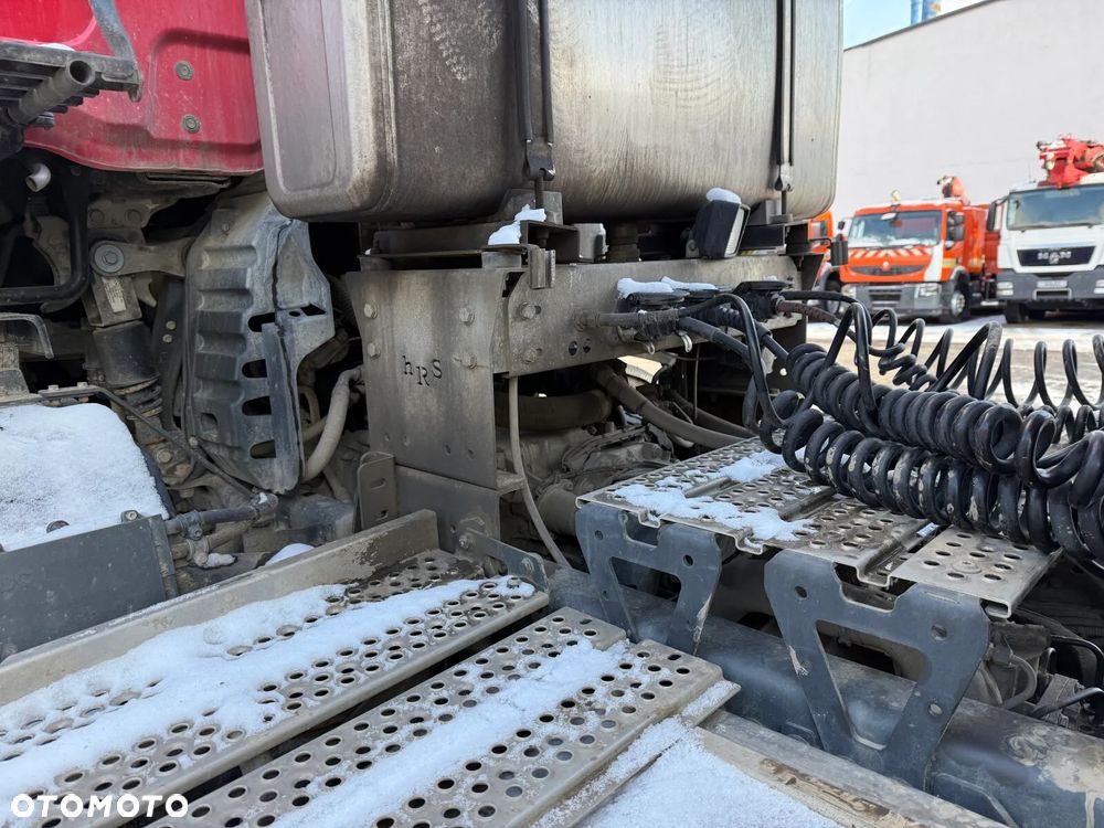 Mercedes-Benz AROCS 2046 4x4 EURO6 - 11