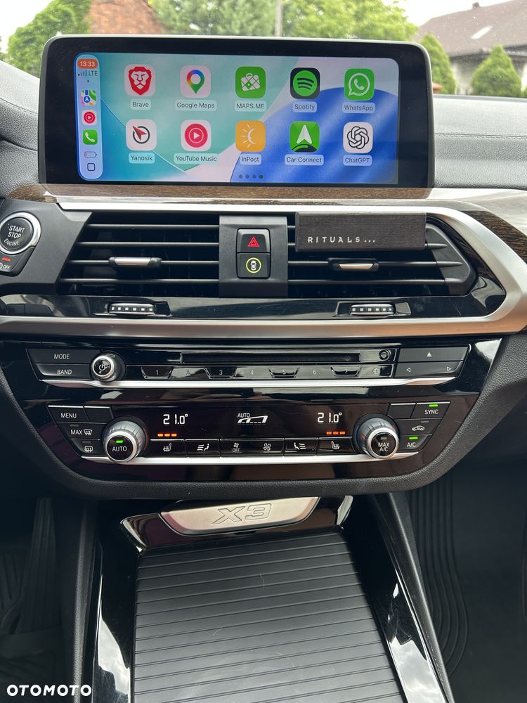 BMW X3 xDrive30i Luxury Line - 22