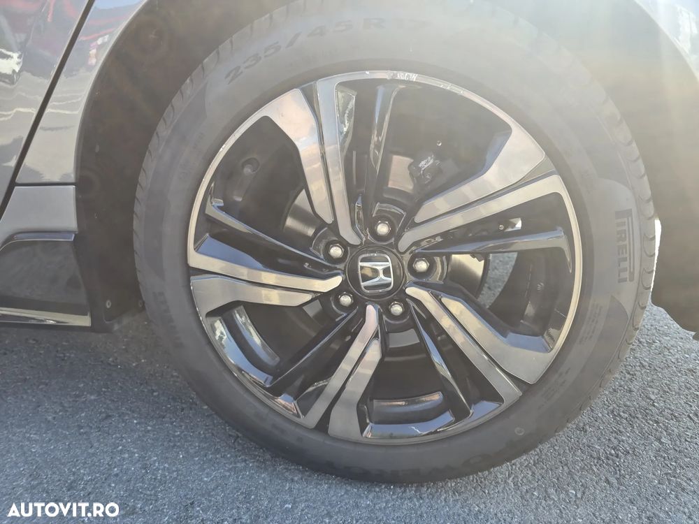 Honda Civic 1.5 VTEC Turbo CVT Sport Plus - 12