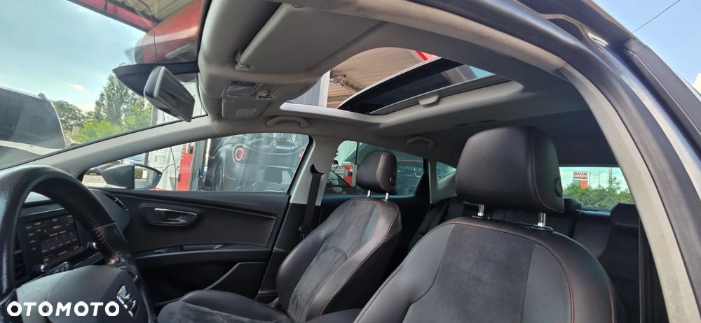 Seat Leon 2.0 TDI FR S&S DSG - 32