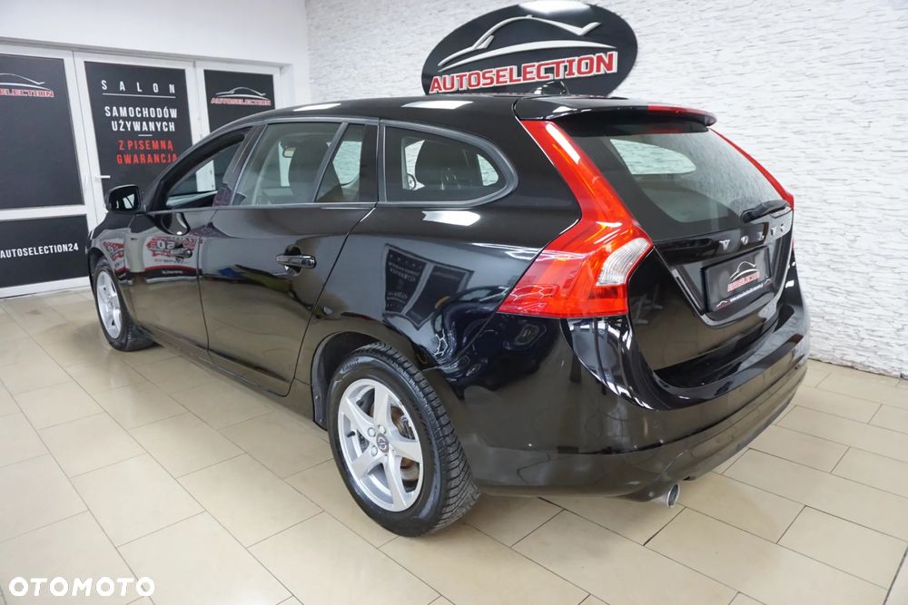 Volvo V60 D2 Kinetic - 10