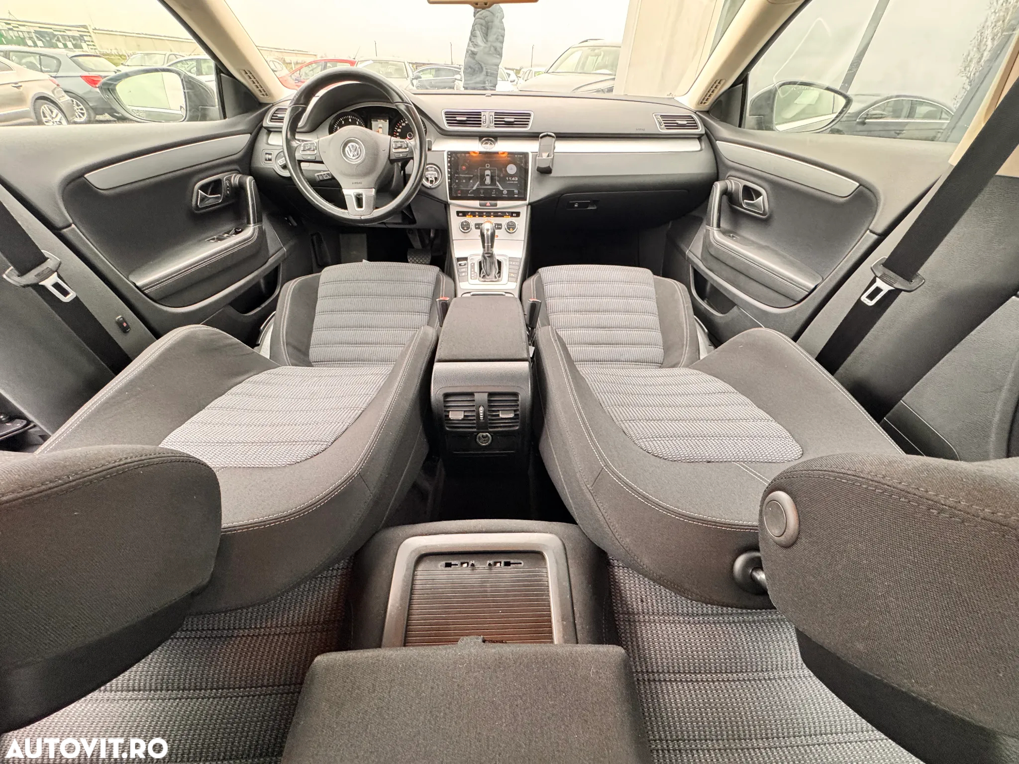 Volkswagen Passat CC - 24