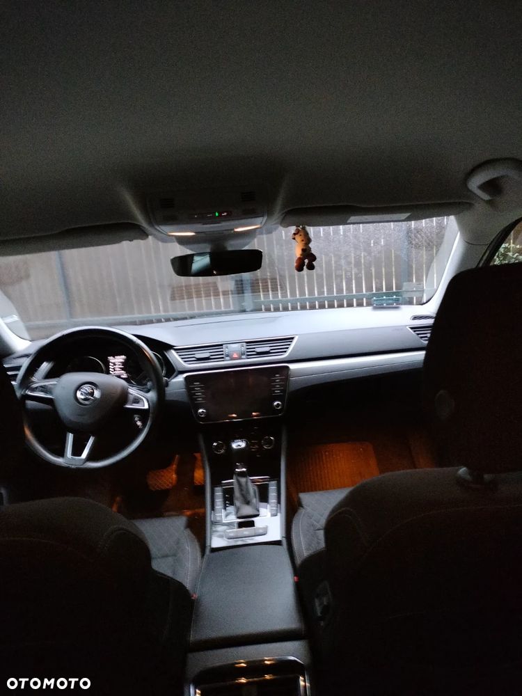 Skoda Superb 2.0 TSI Style DSG - 15