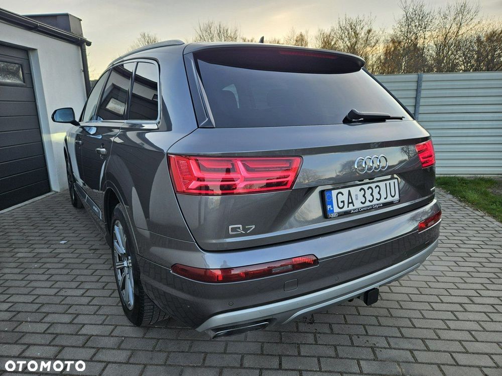 Audi Q7 - 13