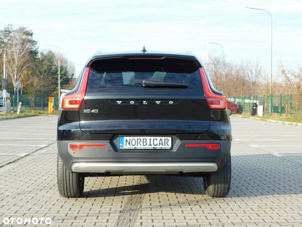 Volvo XC 40 - 6
