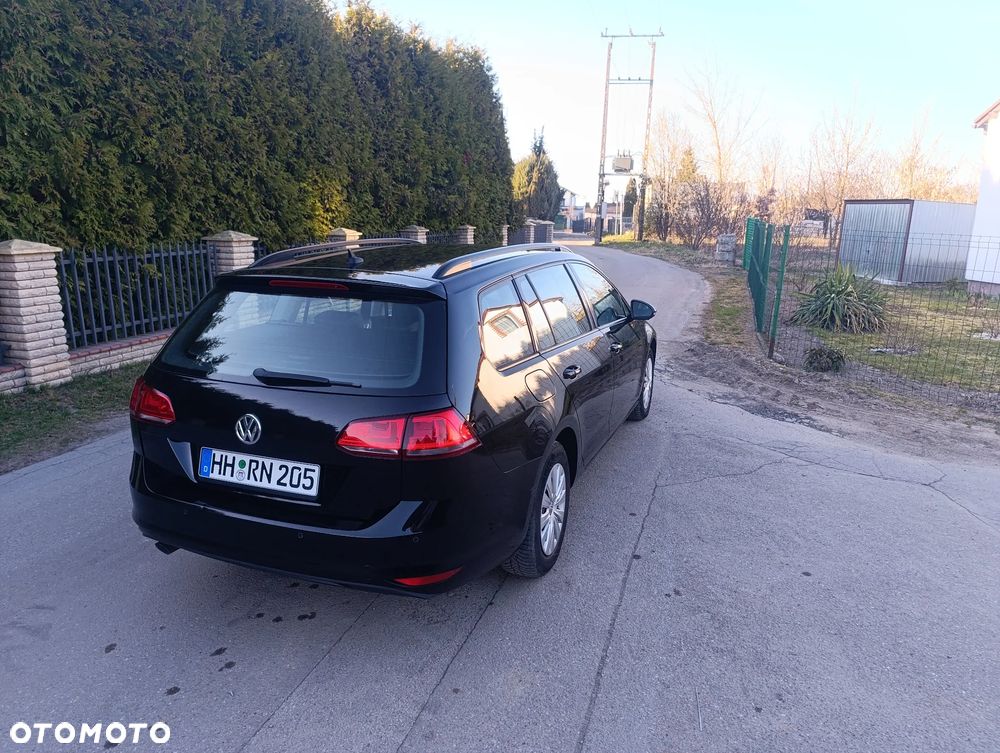 Volkswagen Golf 1.6 TDI BlueMotion Technology Comfortline - 11