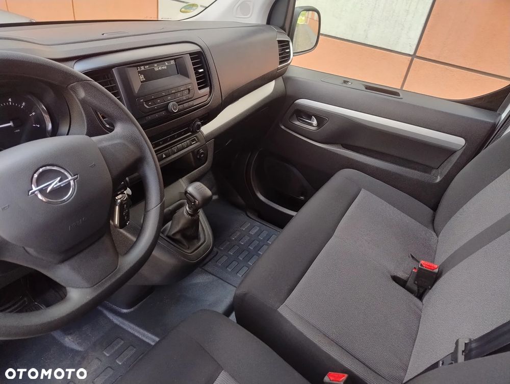 Opel VIVARO NOWY MODEL 1.5 Diesel (102KM) 6-BIEGÓW (L2H1) (EURO,6) KLIMA STAN IDEALNY NIE MA RDZY BEZWYPADKOWY SERWIS A.S.O. DO KOŃCA ! ! ! - 16