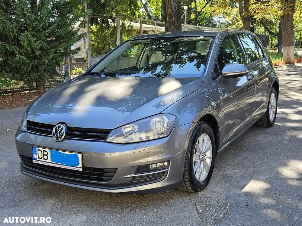 Volkswagen Golf 1.6 TDI DPF BlueMotion Technology Comfortline - 1