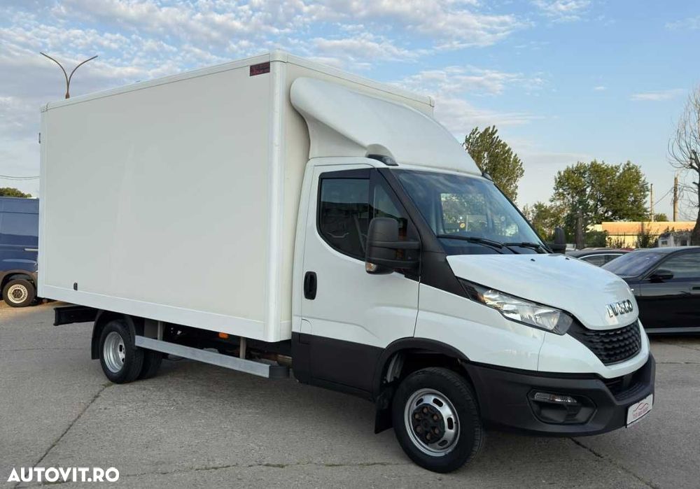 Iveco DAILY - 12