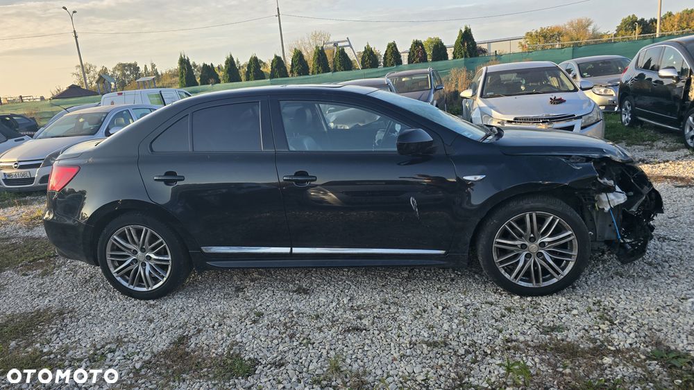 Suzuki Kizashi 2.4 Sport 4WD CVT - 7