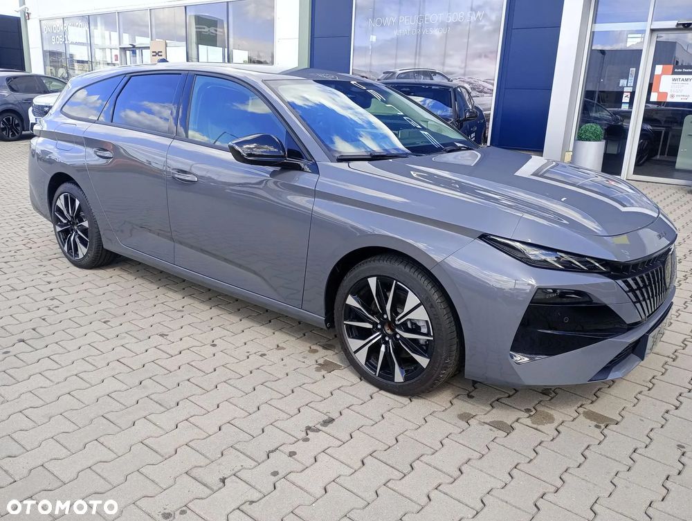 Peugeot 308 1.2 mHEV Allure S&S e-DCS6 - 11