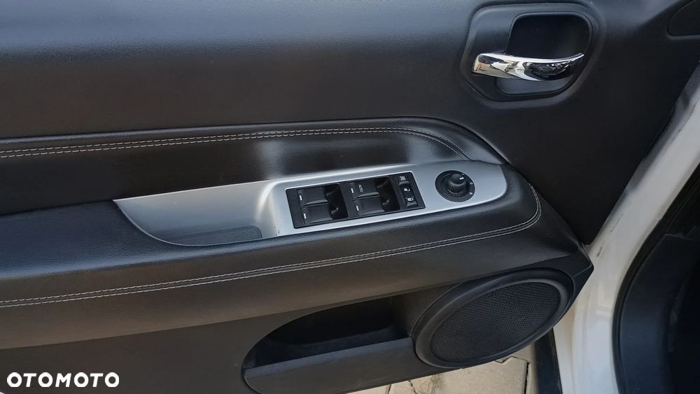 Jeep Compass - 16