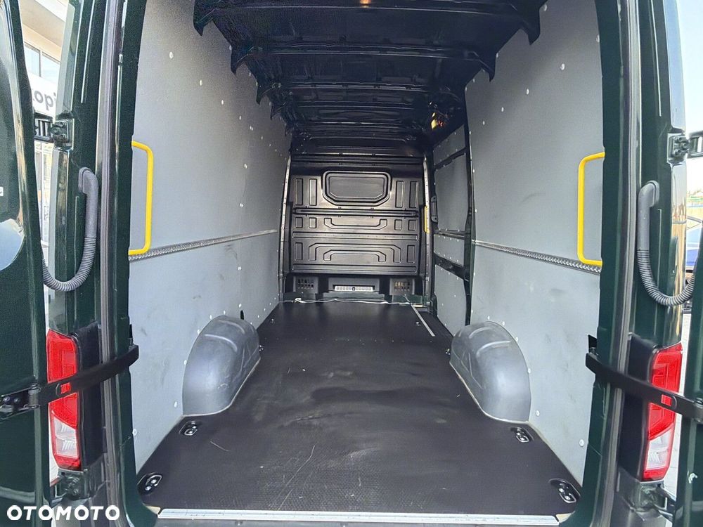 Volkswagen Crafter 35 2.0 TDI L3H3 3640 140 KM - 17