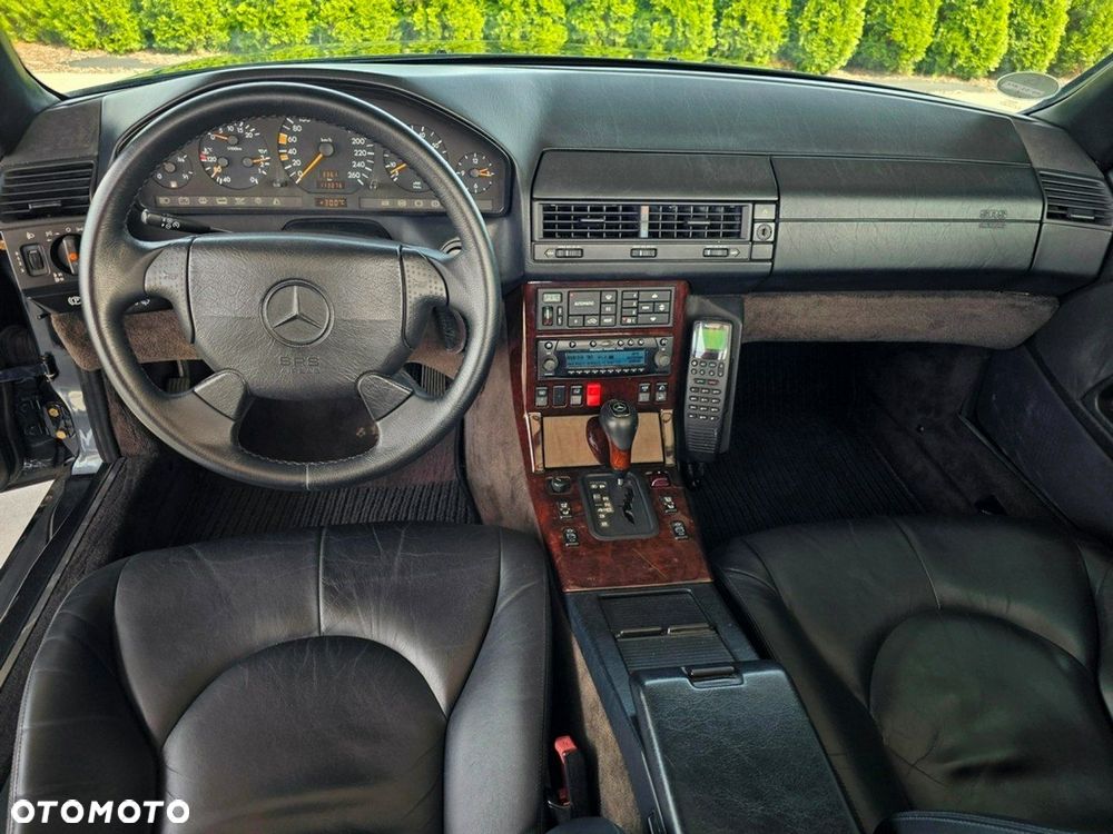 Mercedes-Benz SL - 40