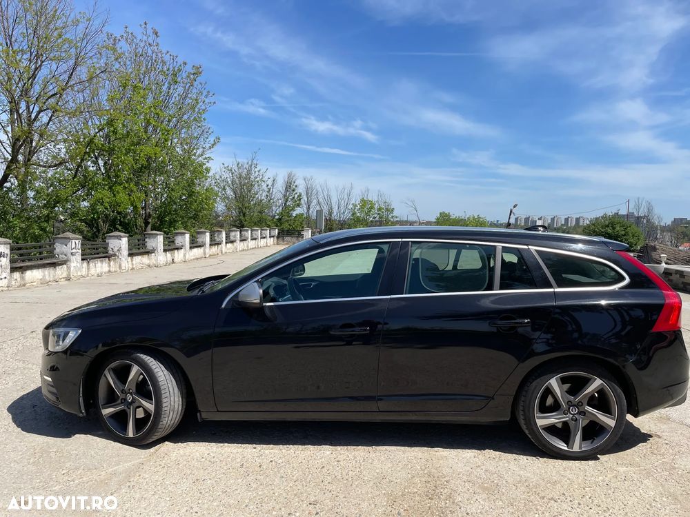 Volvo V60 D3 Geartronic RDesign - 13