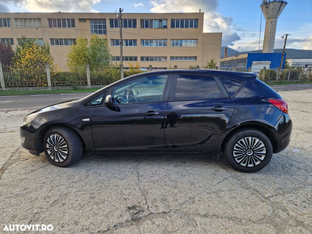 Opel Astra 1.7 CDTI - 8