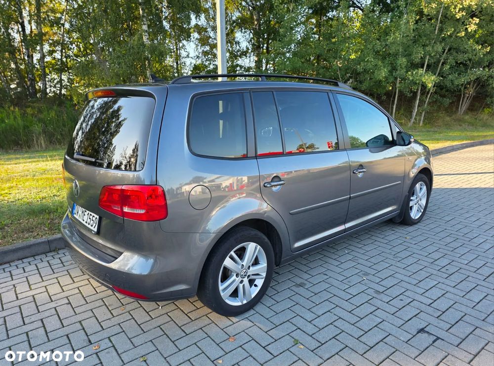 Volkswagen Touran 2.0 TDI DPF MATCH - 6