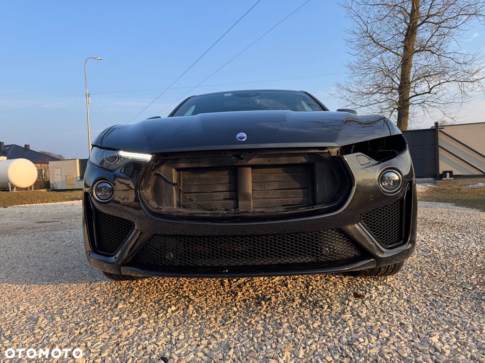 Maserati Levante GTS Q4 - 4