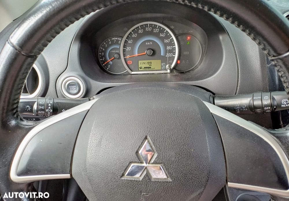 Mitsubishi Space Star - 6