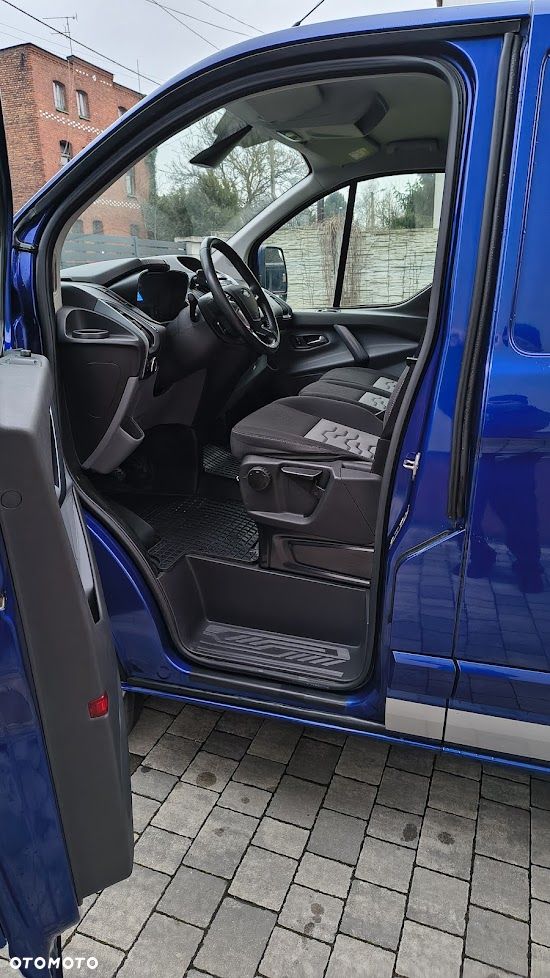 Ford TRANSIT CUSTOM - 7