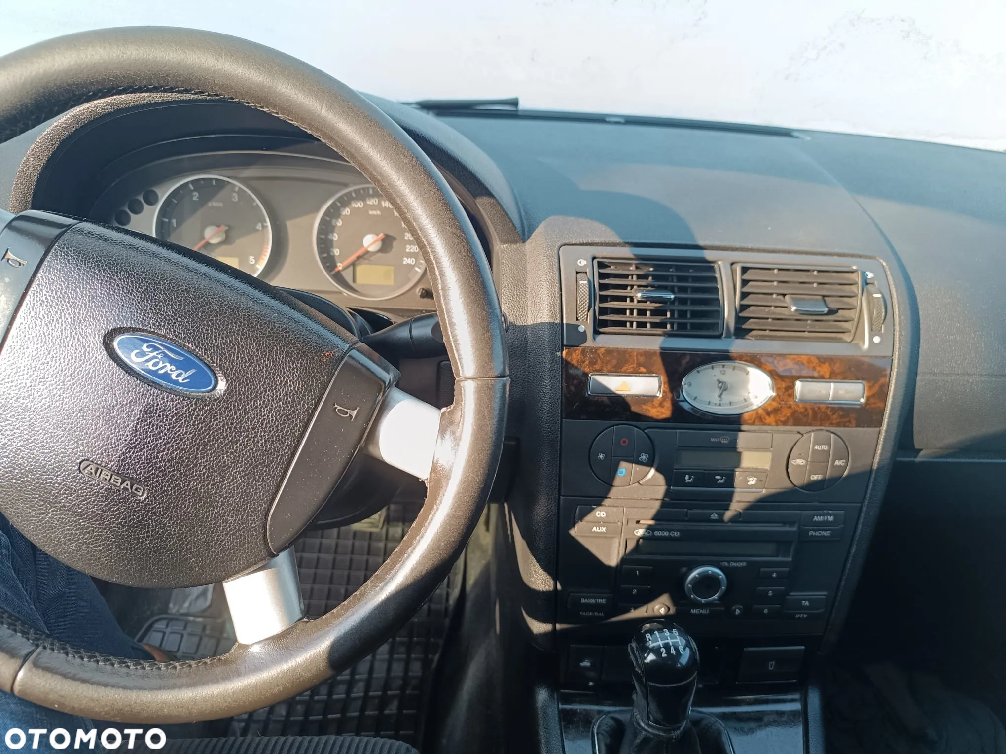 Ford Mondeo - 6
