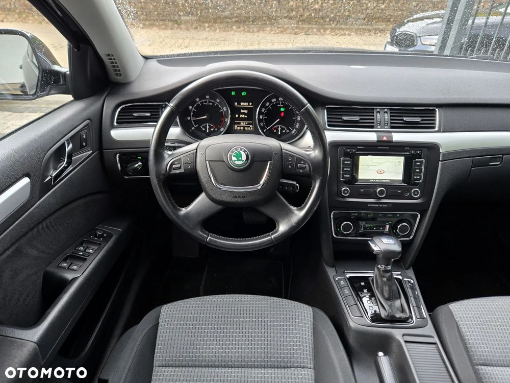 Skoda Superb 1.8 TSI Ambition DSG - 6