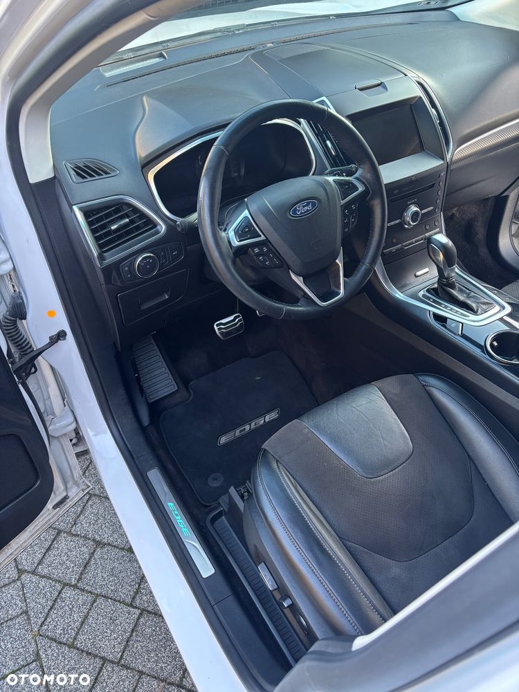 Ford Edge - 7