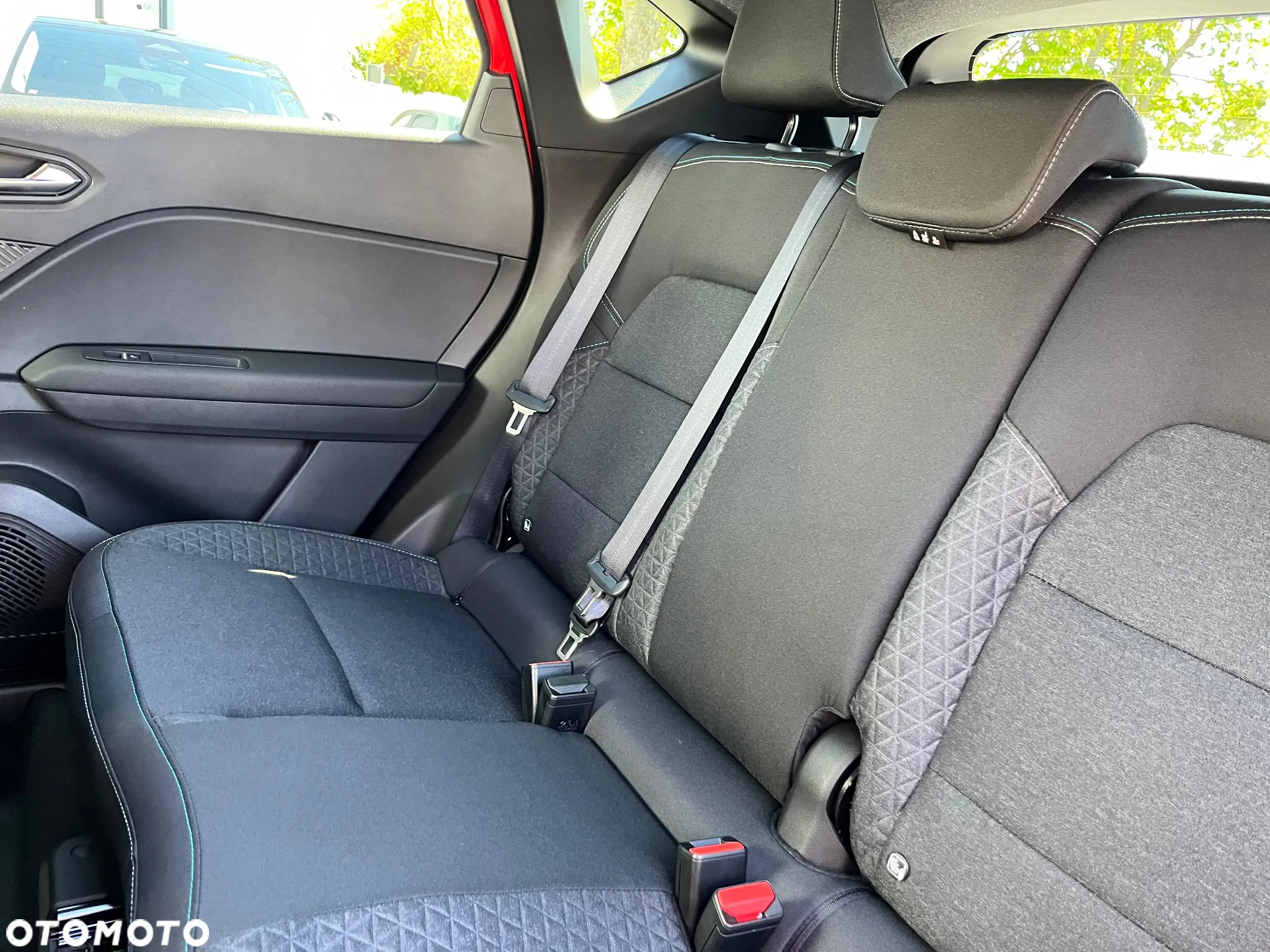 Renault Captur 1.0 TCe Evolution - 24
