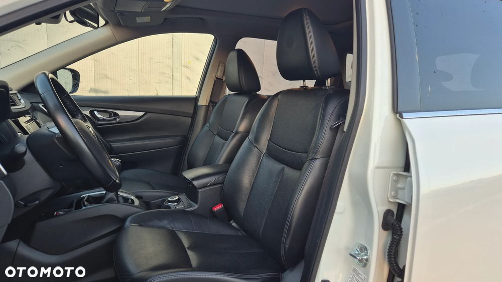 Nissan X-Trail 1.6 DCi Tekna 4WD EU6 - 24