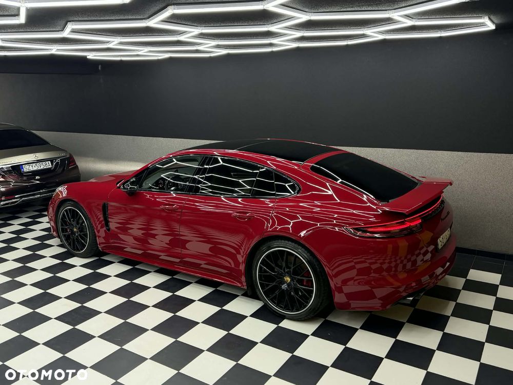 Porsche Panamera GTS GPF - 6