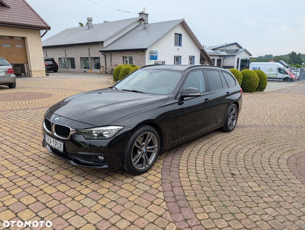 BMW Seria 3 320d Edition Luxury Line Purity - 1