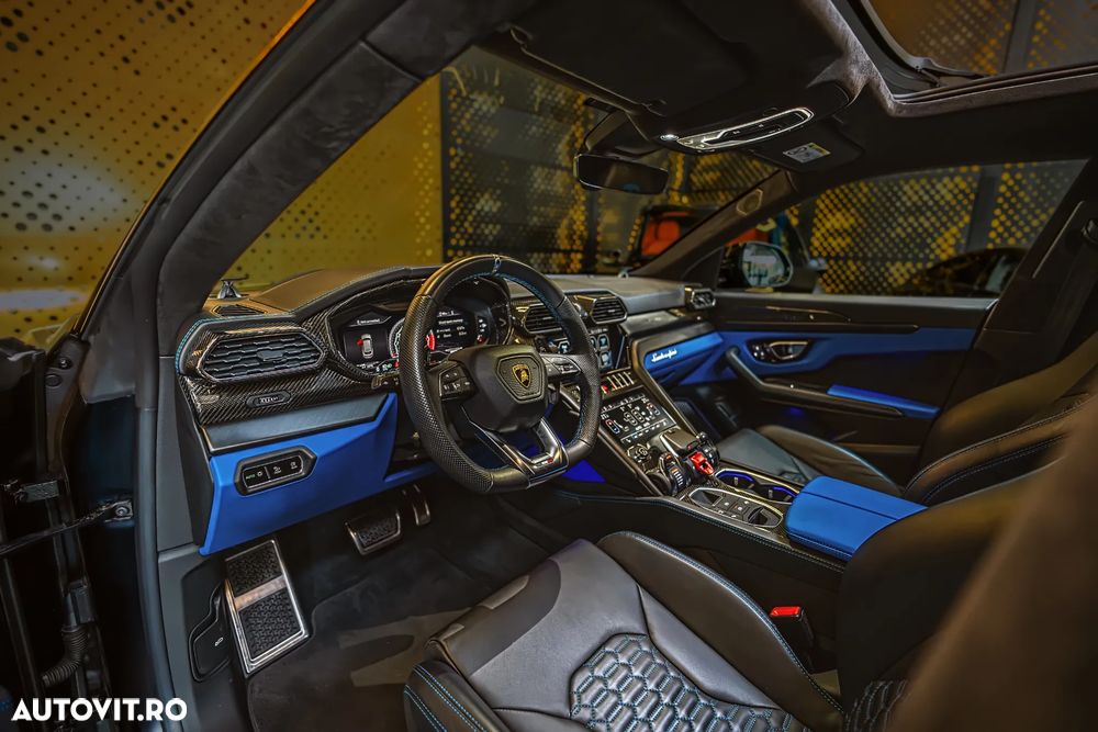 Lamborghini URUS Standard - 10
