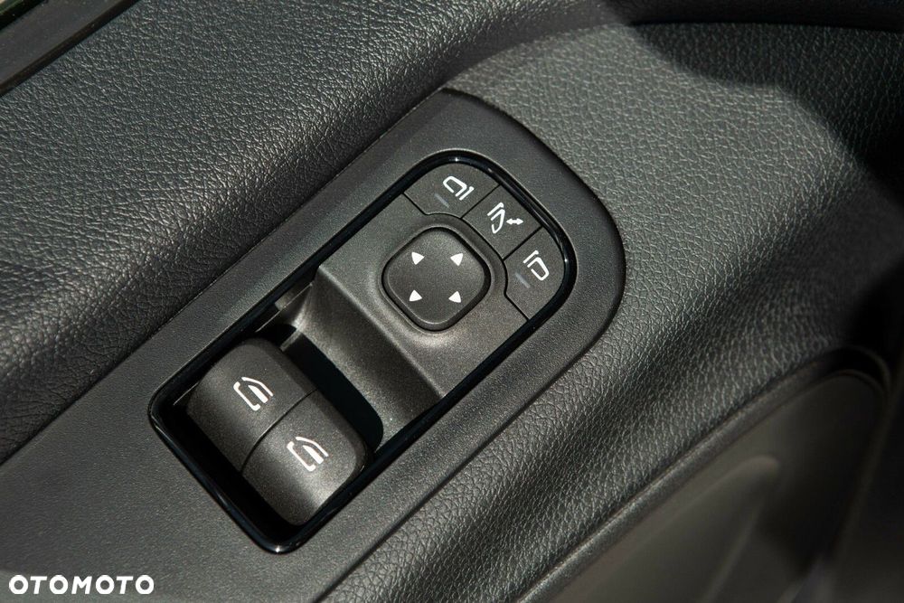 Mercedes-Benz Sprinter - 18