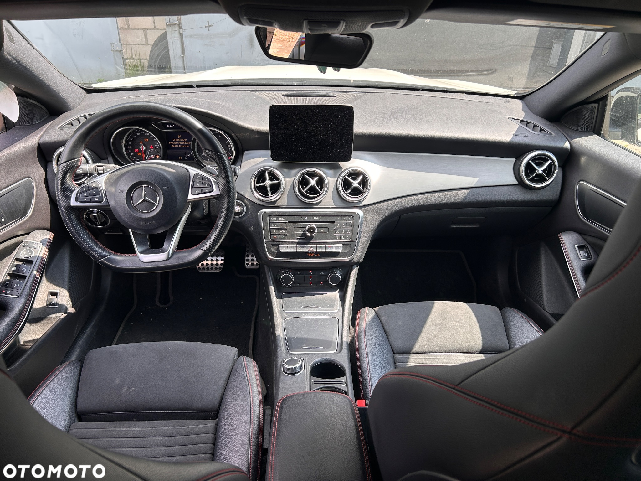 Mercedes-Benz CLA - 10