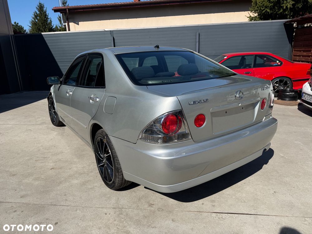 Lexus IS 200 Elegance - 13